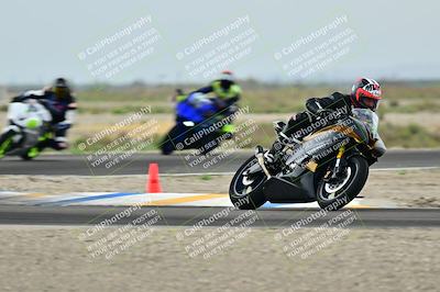 media/Apr-18-2025-TrackDaz (Fri) [[45f5874c44]]/C Group/Session 1 (Turn 7)/